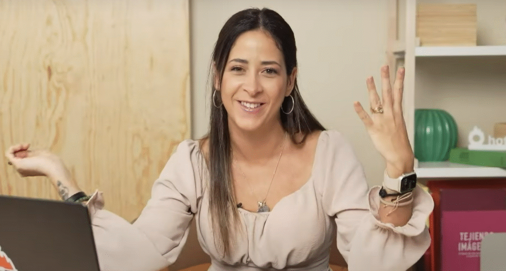 Jimena Fukuda: el caso de éxito que está inspirando a miles de mujeres a optimizar su vida financiera 10 quién es la formadora Ximena Fukuda